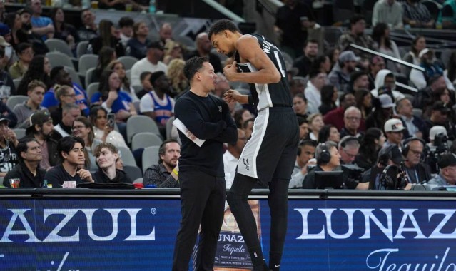 输灰熊后，马刺主帅似乎透露了文班亚马能否出战湖人的信息